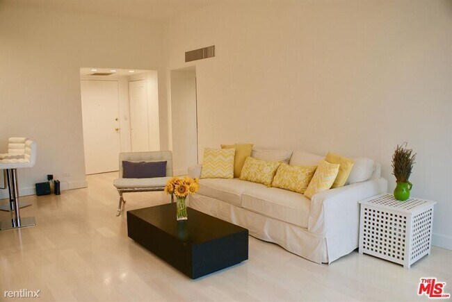 Foto del edificio - 10501 Wilshire Blvd
