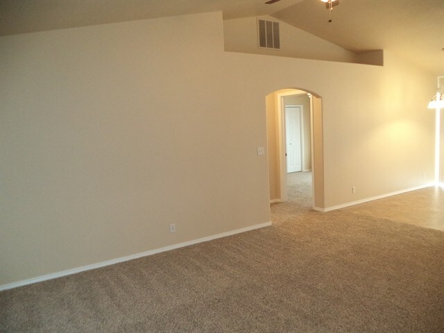 Building Photo - 7289 Edgebrook Dr