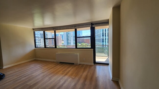Building Photo - 270 Marin Blvd