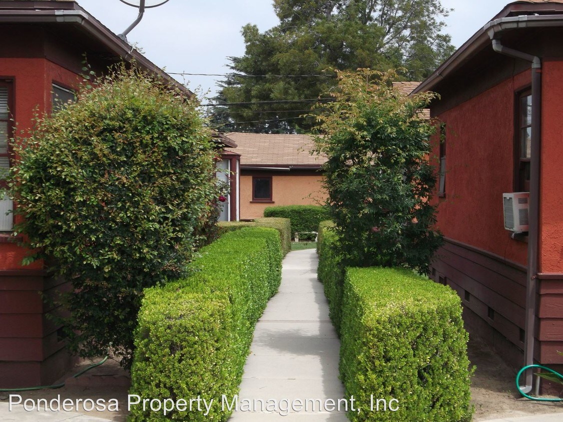 Building Photo - 127 Primrose Ave