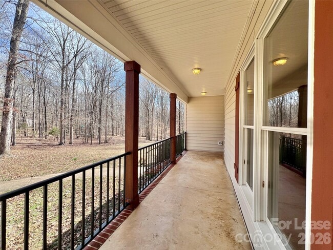 Building Photo - 7809 Deer Trail