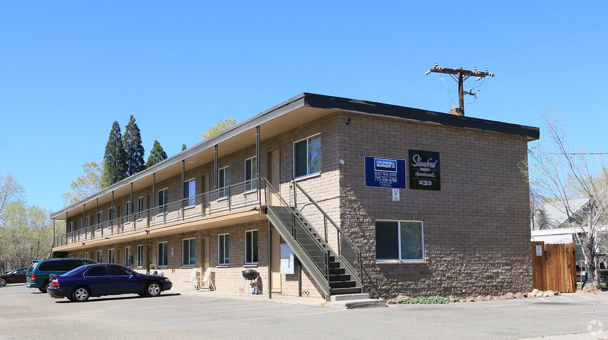 Building Photo - 333 Stanford Way
