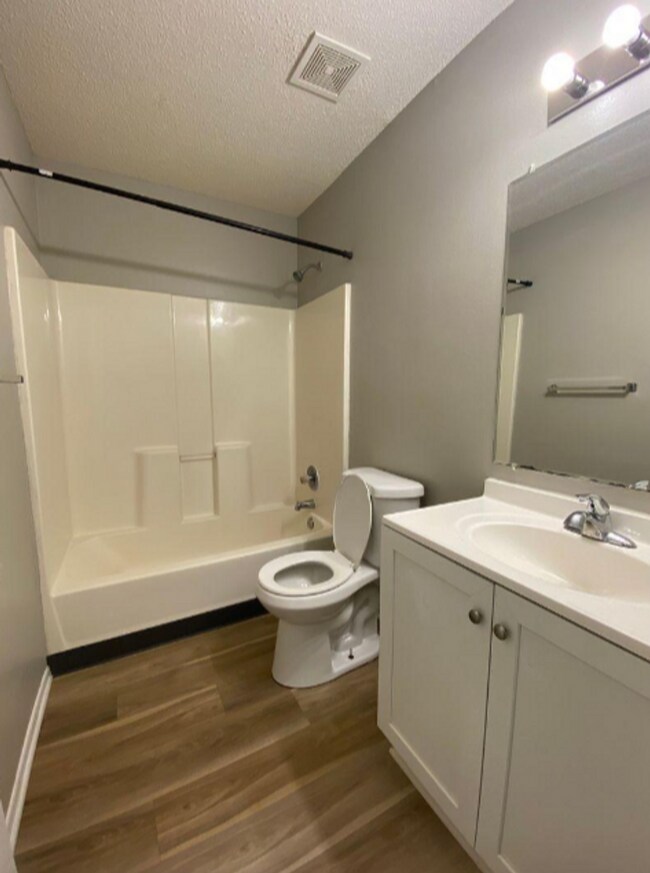Foto del edificio - 1601 Pleasant View Dr