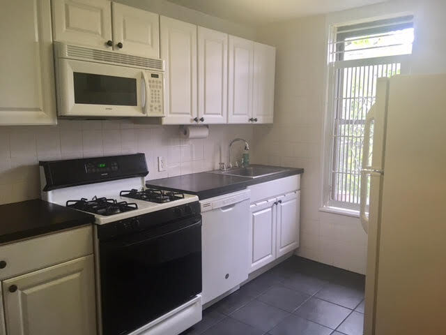 Kitchen - 426 7th Ave