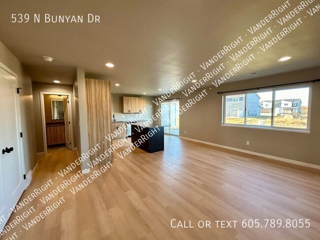 Foto del edificio - 539 BUNYAN Dr