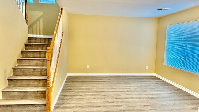 Building Photo - HOUSE FOR RENT - SENECA HEIGHTS AVE -  4BD...