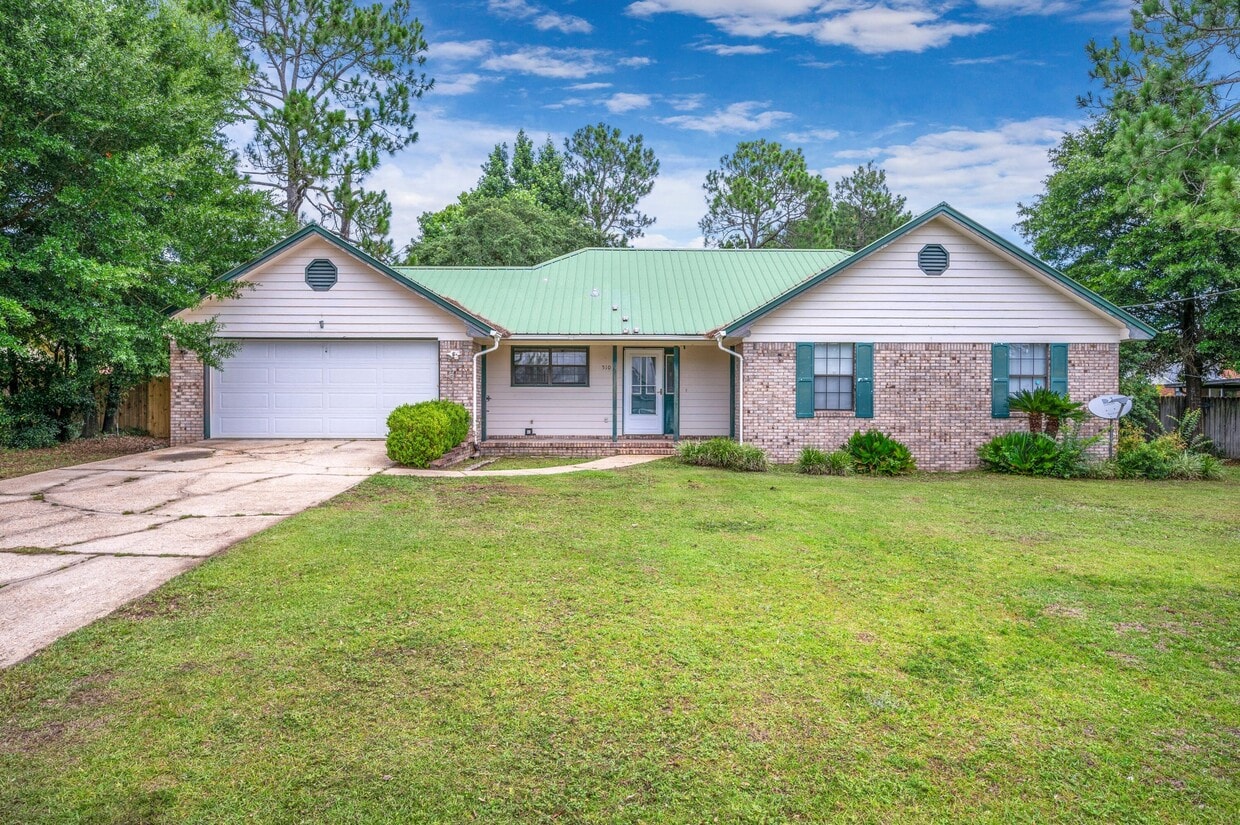 510 Krest Dr, Crestview, FL 32536 House Rental in Crestview, FL