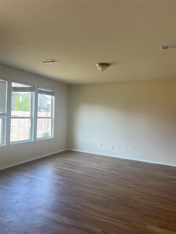 Foto del edificio - 15827 Sunny Stone Dr