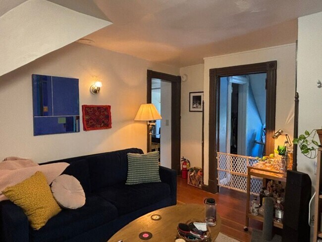 Foto del edificio - 427 6th St SE
