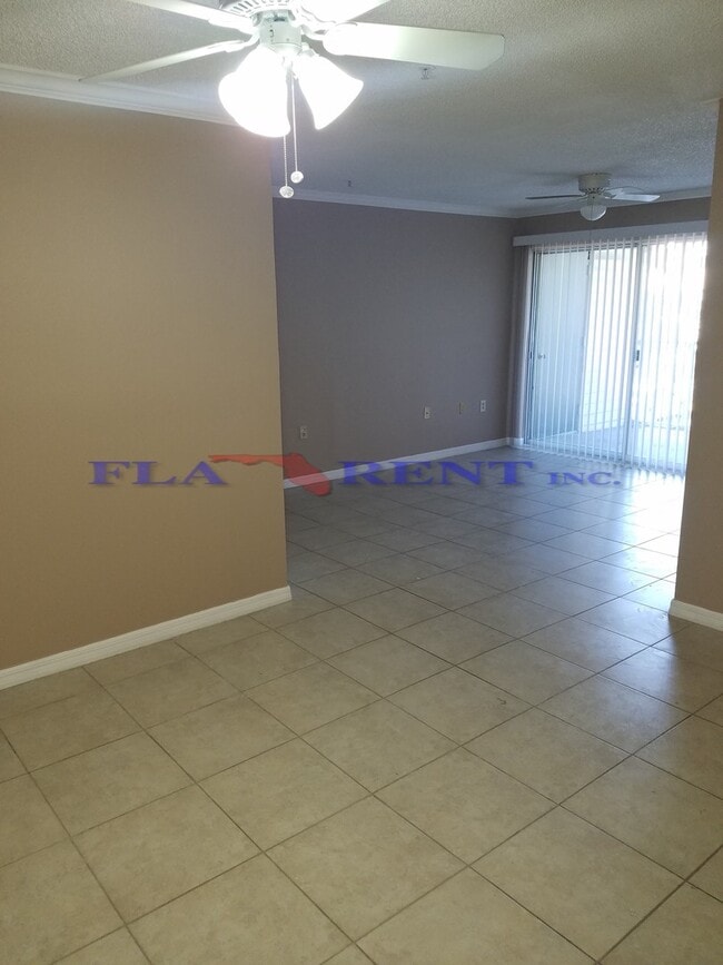 Building Photo - ** 2/2 condo in Oviedo  VILLAS AT LAKESIDE**