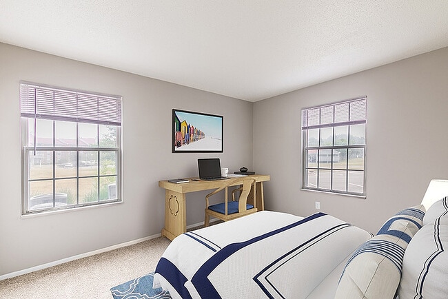 1011 Runaway Bay Dr_20230627-012 - Runaway Bay