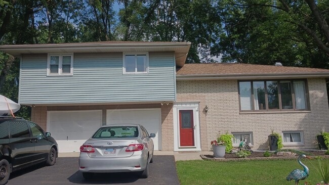 Building Photo - 16431 Mayleon Dr