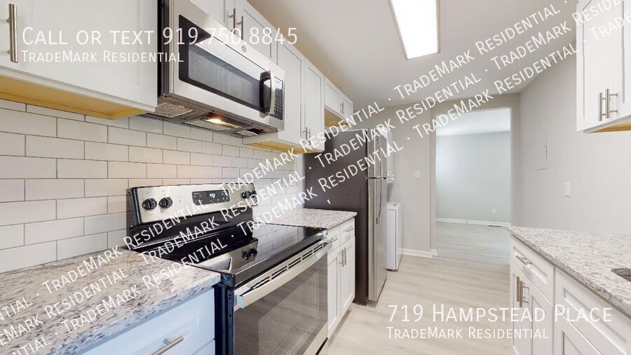 Foto principal - Renovated 1BR Apt 5 Min from Downtown Rale...