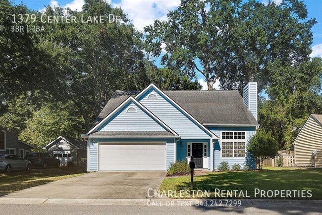 Photo - 1379 Center Lake Dr House