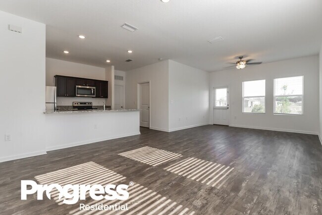 Building Photo - 5625 Alexander Springs Pl