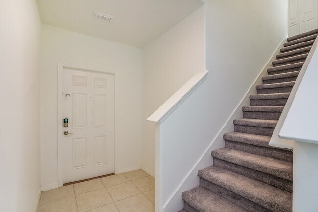 Building Photo - 7308 Spring Snowflake Ave