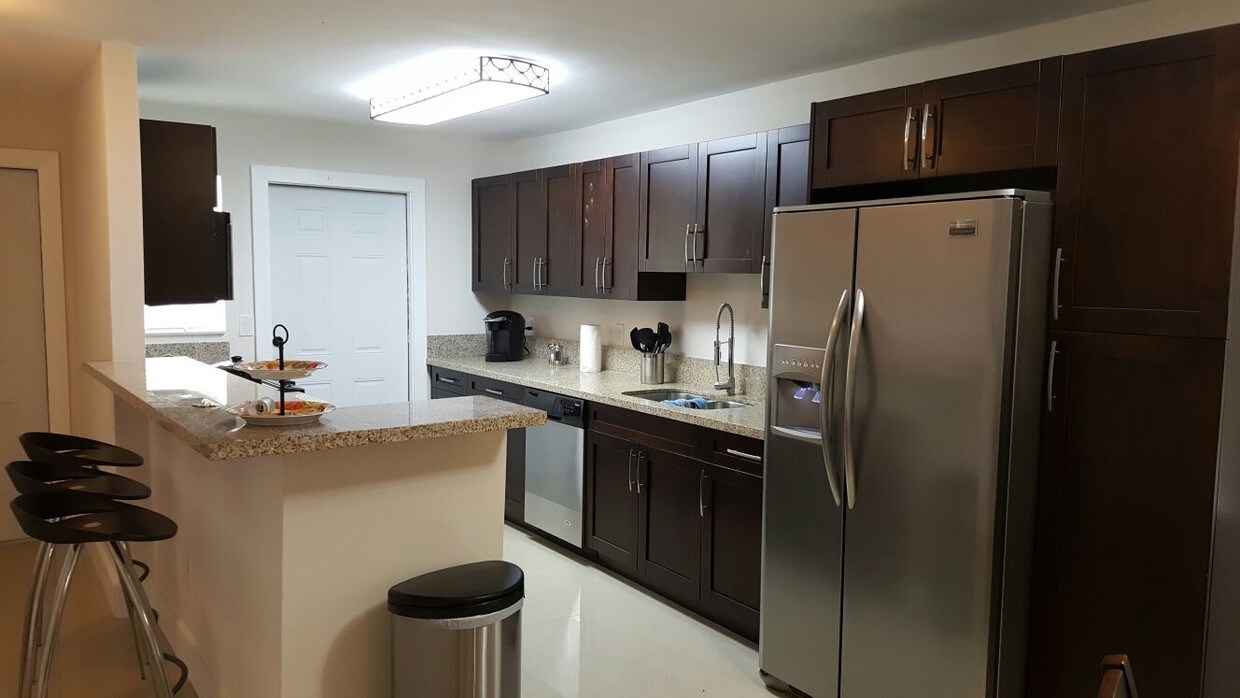 Foto principal - 1540 SW 5th Pl