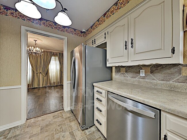 Foto del edificio - 7034 Allview Ln