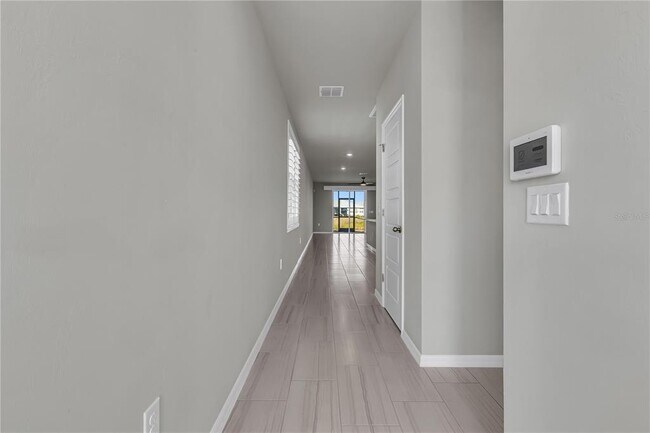 Building Photo - 44254 Frontier Dr