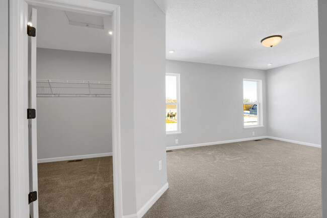 Master bedroom - 13365 Territorial Rd