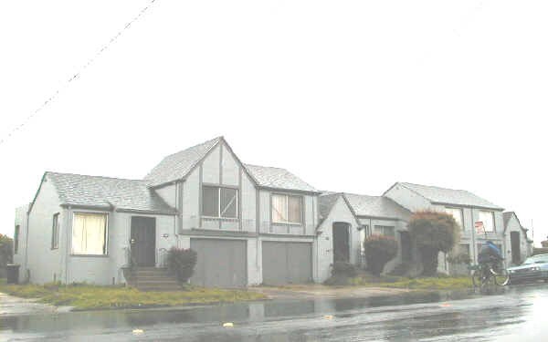 Building Photo - 2209 Ohio Ave