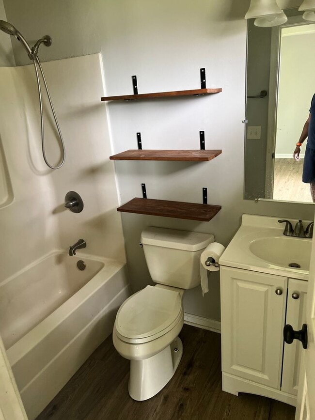 Foto del edificio - Newly Renovated 3 Bedroom Ranch