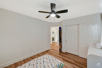 Building Photo - 10741 Turquoise Valley Dr