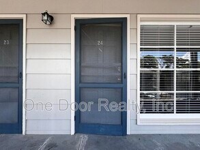 Building Photo - 732 Scotland St