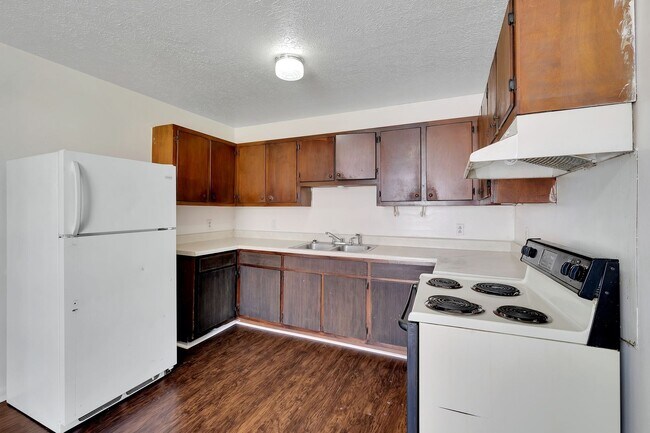 Foto del edificio - 2 Bedroom, 1 Bathroom Duplex in Gallatin! MOVE IN SPECIAL: FIRST FULL MONTHS RENT FREE!