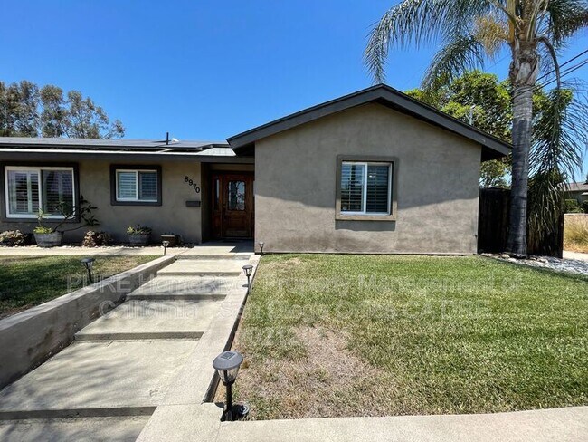 Building Photo - 8970 Lake Angela Dr
