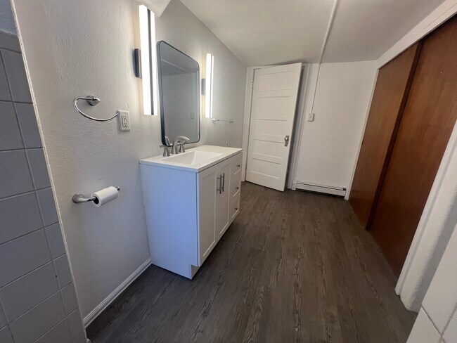 Foto del edificio - 611 W 22nd St