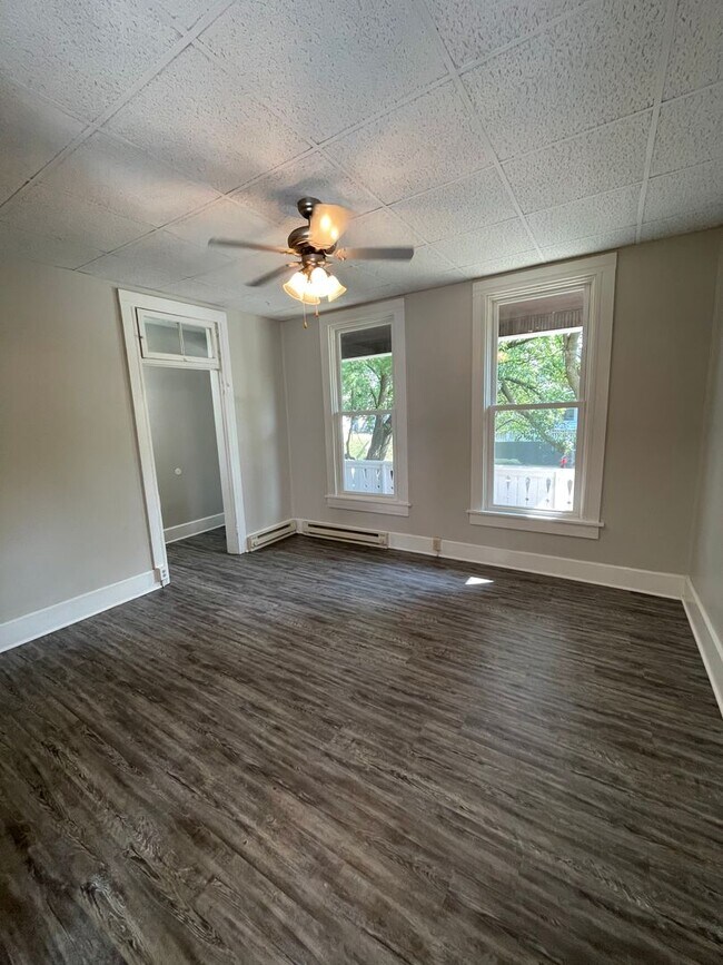 Foto del edificio - 112 Lincoln St