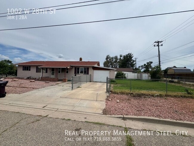 Building Photo - 1002 W 28th St