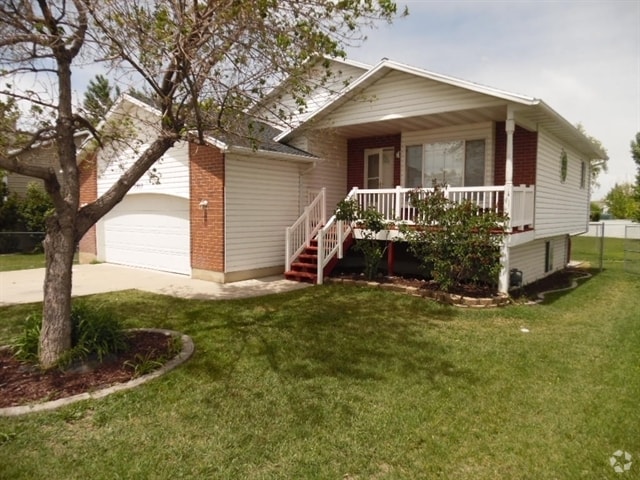 Building Photo - 3910 W 4800 S
