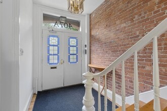 Building Photo - 407 A Broadway