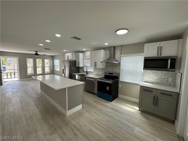 Foto del edificio - 9161 Seville Rd