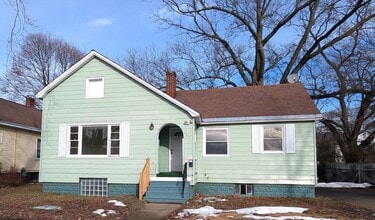 Building Photo - 712 Catherine Ave