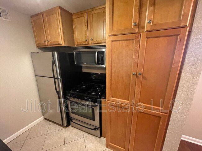 Foto del edificio - 1445 Monroe Dr NE