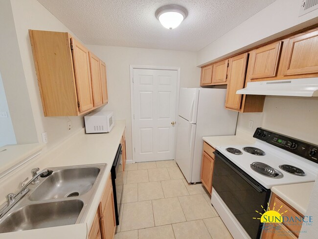 Foto del edificio - Stunning 1 bedroom Unit in Destin!