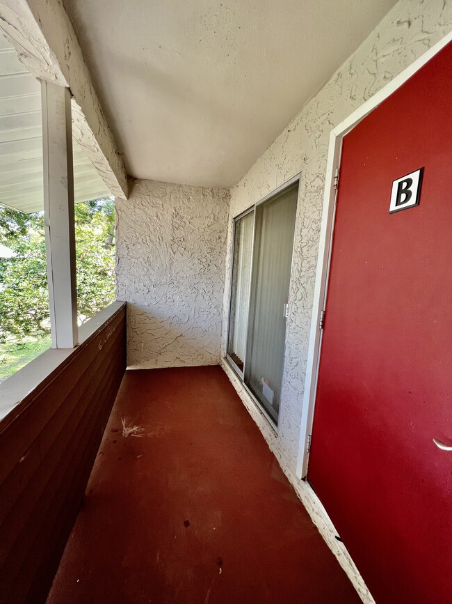 Building Photo - 2782 Curry Ford Rd