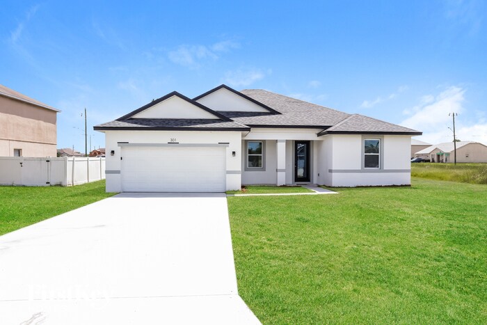 Primary Photo - 301 Cimarron Ct