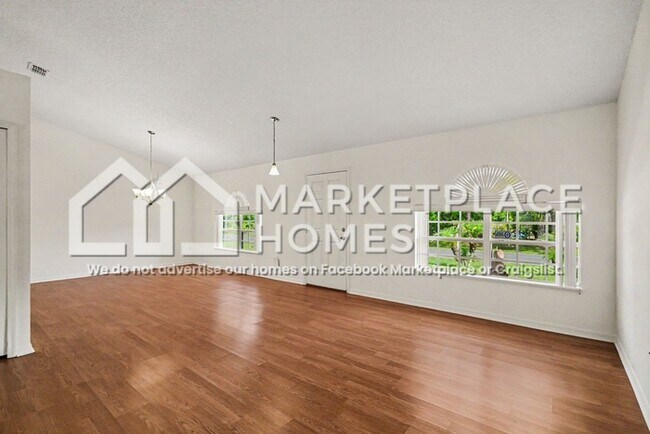 Foto del edificio - 830 Painesville St SE