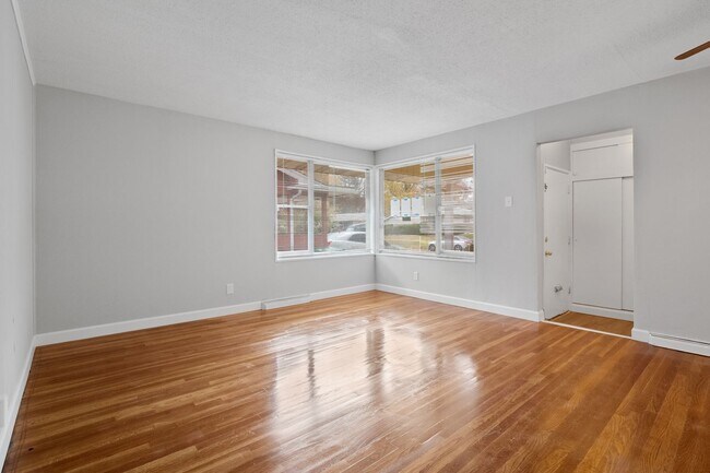 Foto del edificio - Single Family Ranch (3 Bed / 1 Bath) in Mo...