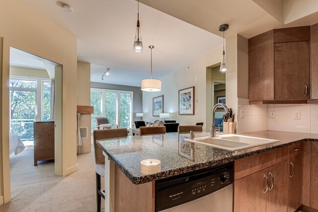 Photo du bâtiment - 7343 Ok Landing Road