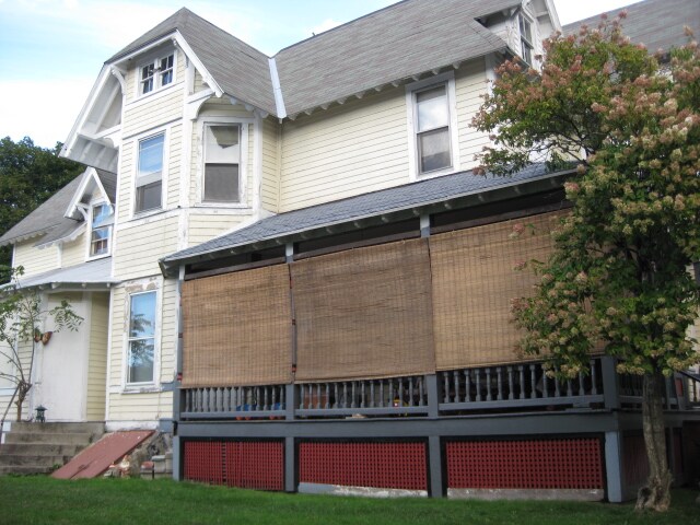 Building Photo - 17 1st Ave