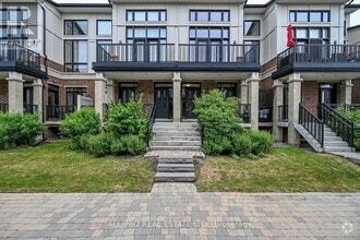 Building Photo - 216 Pembina Private