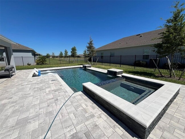 Foto del edificio - 1575 Sunset Preserve Wy