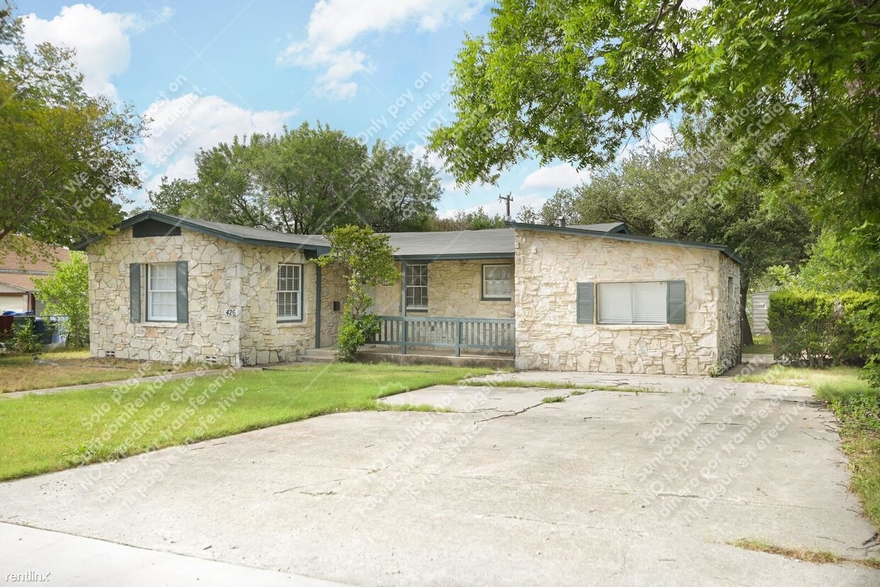 Primary Photo - 3 br, 2 bath House - 426 John Adams Dr