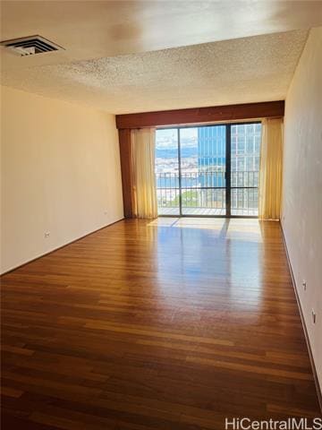 Building Photo - 700 Richards St