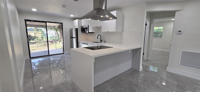 Foto del edificio - 5727 Cody St